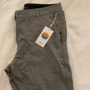 NWT Vuori AIM pant 32 concrete